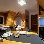 Zakatek Pod Grapa Проживание в семье