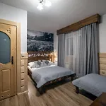 Проживание в семье Zakatek Pod Grapa