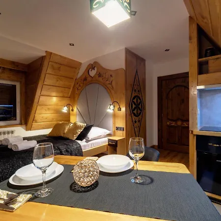 Zakatek Pod Grapa Quarto em Acomodações Particulares