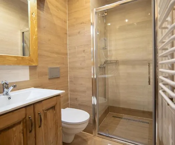 Zakatek Pod Grapa 民宿